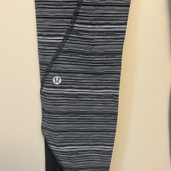 Lululemon Inspire Tight Il (Mesh) Cyber Black Deep Coal / Black Size 6 - Picture 7 of 8